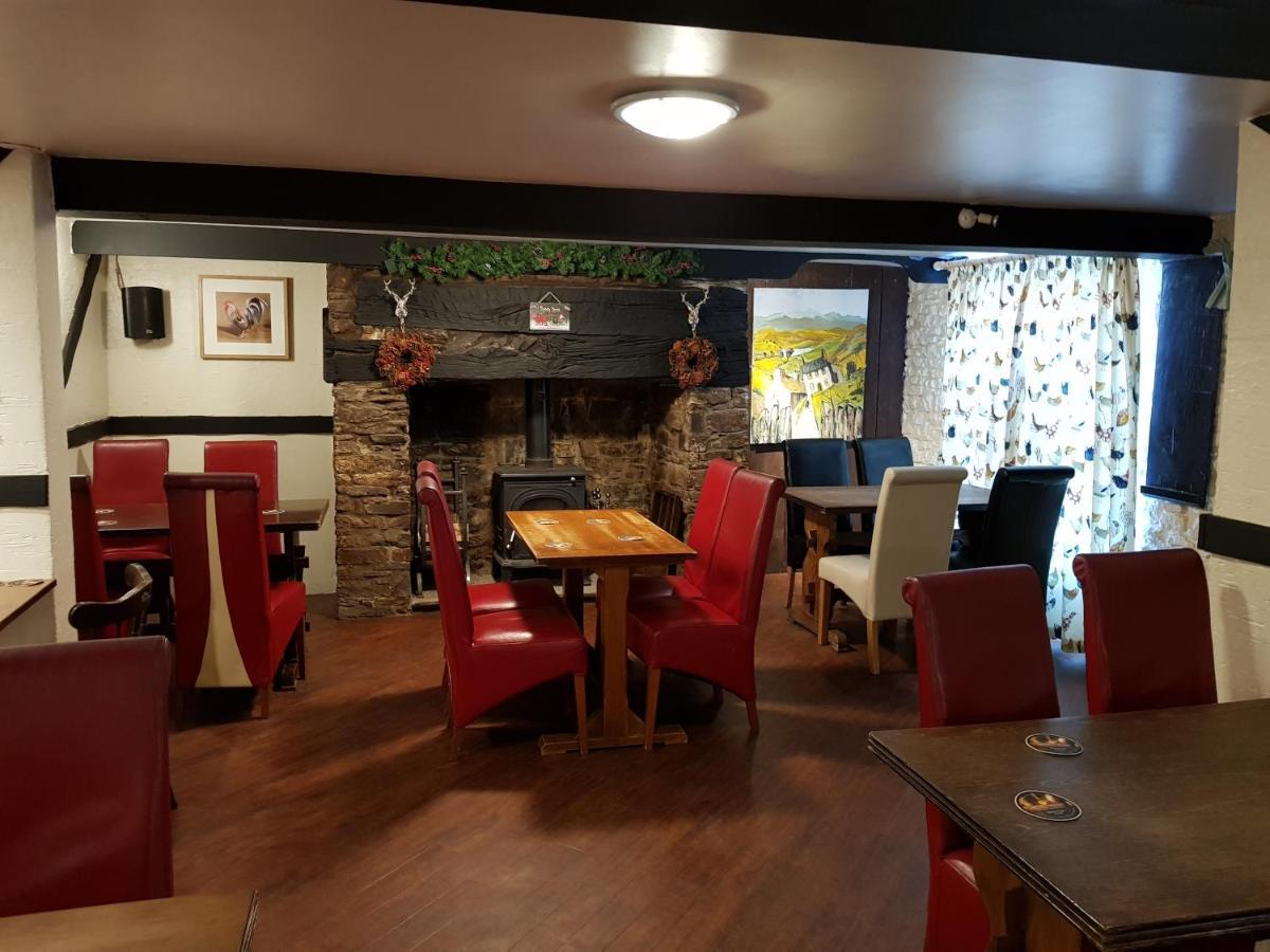 The Cock Hotel Bronllys 외부 사진